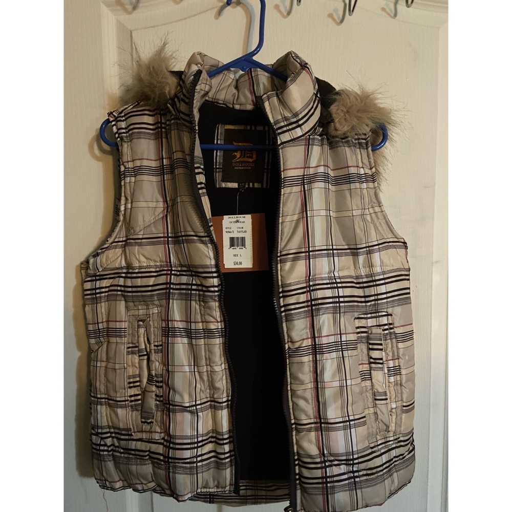 NWT Outwear Vest